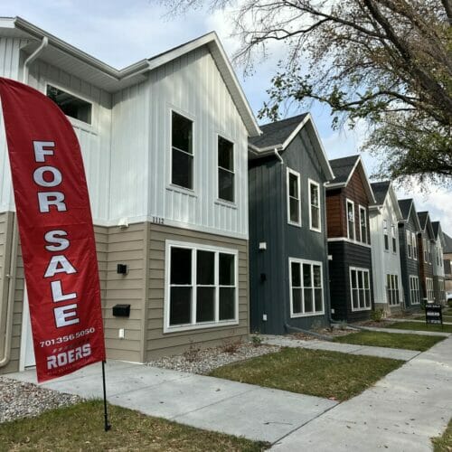 Ext with For Sale Sign5