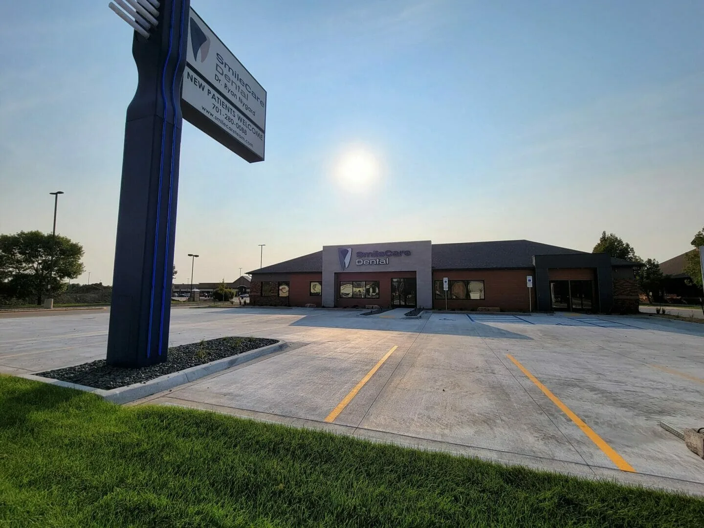 smile care_exterior full parking lot
